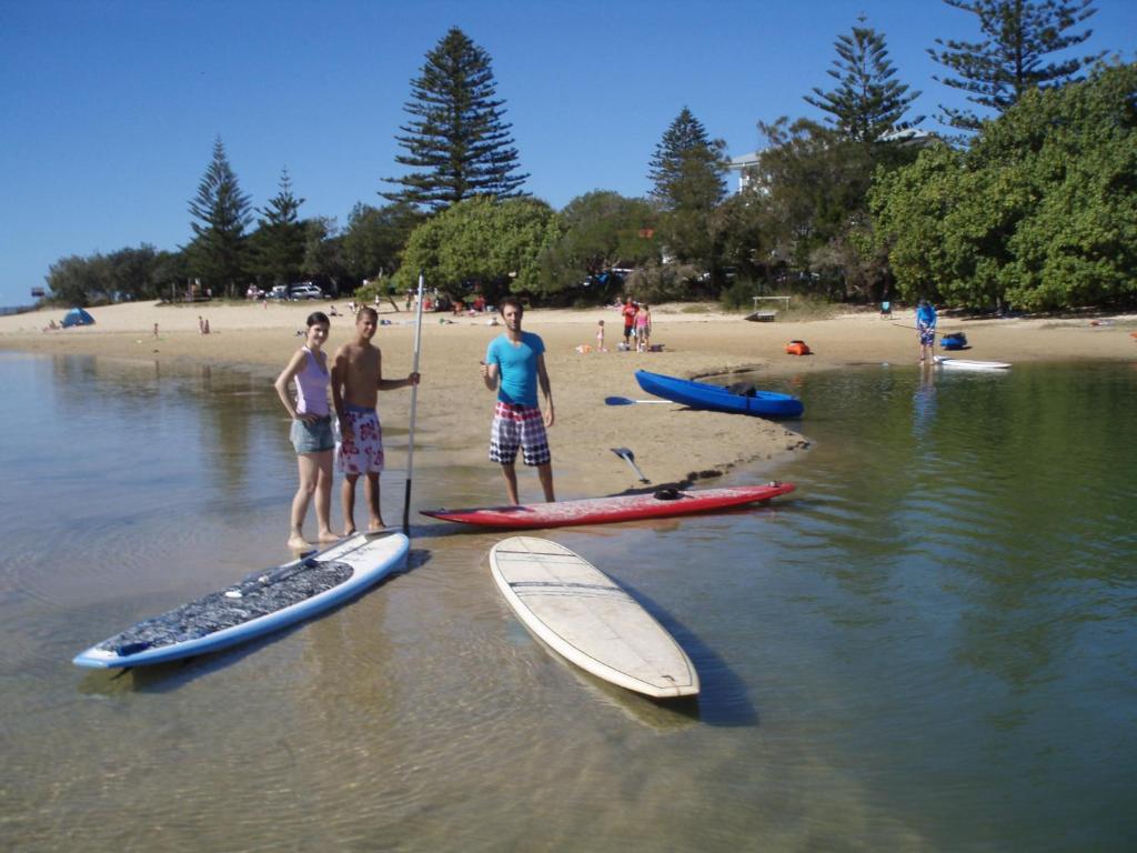 Caloundra Backpackers Hostel Exterior foto